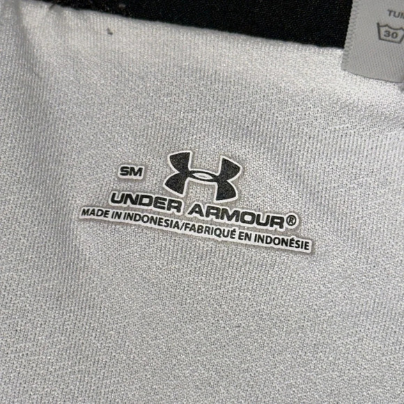 Black green white Under Armour shorts size small - Picture 3 of 3